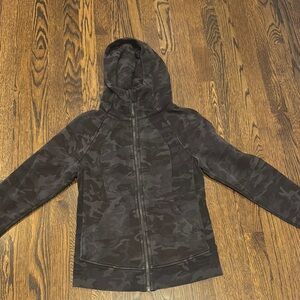 Lululemon Scuba Zip-Up in Grey Camouflage